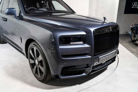 Rolls-Royce Cullinan V12. DYNAMIC PACKAGE. ACTIVE CRUISE. SHOOTING STAR HEADLINER. HUD 55