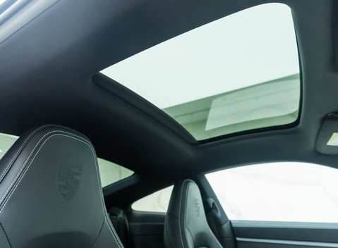 Porsche 911 Carrera 4S (992) 13