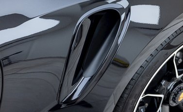 Porsche 911 Turbo S (992) 27