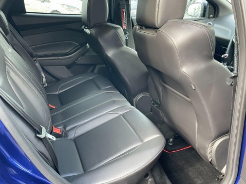Ford Focus 2.0T EcoBoost ST-3 Euro 6 (s/s) 5dr 21