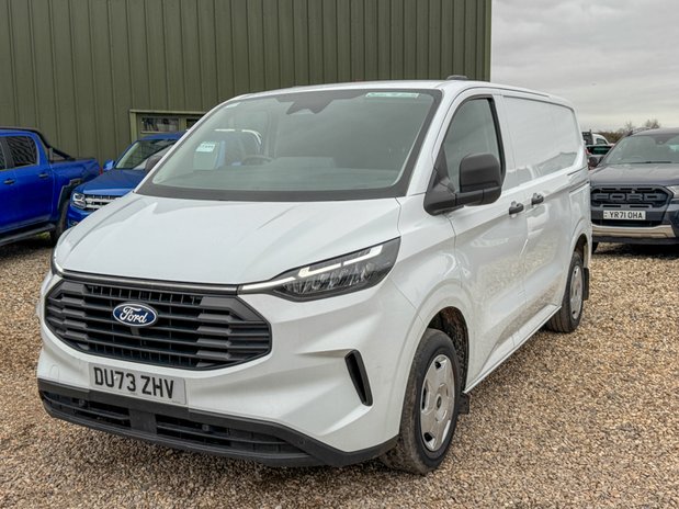 Ford Transit Custom SWB L1H1 Low Roof Trend 280 Air Con Cam Carplay Sensors EURO 6 2