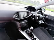 Peugeot 308 1.6 THP ACTIVE 8