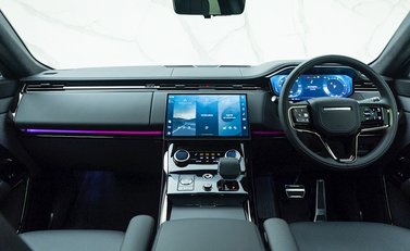 Land Rover Range Rover Sport D300 Autobiography 16