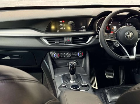 Alfa Romeo Stelvio 2.1 Stelvio Speciale TD AWD Auto 4WD 5dr 11