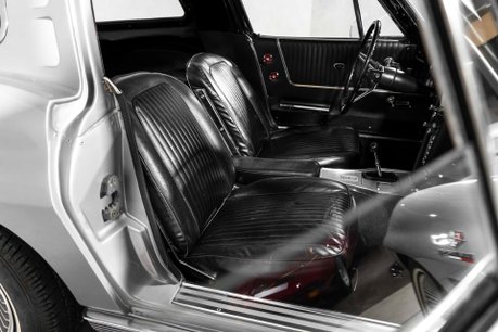 Chevrolet Corvette Stingray SPLIT WINDOW MANUAL FUELIE. FULL RESTO. MATCHING NUMBERS. IMMACULATE. 16