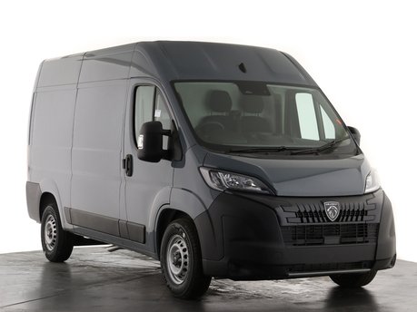 Peugeot Boxer 335 L2H2 BHDi 140 MT6 Professional