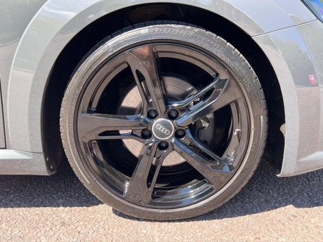 Audi TT 1.8 TFSI Black Edition Euro 6 (s/s) 3dr 40