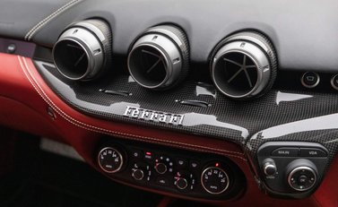 Ferrari F12 Berlinetta 11