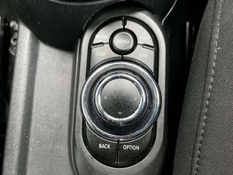 Mini Convertible 2.0 Cooper S Classic 2dr 46