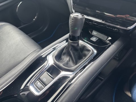 Honda HR-V I-VTEC EX 22