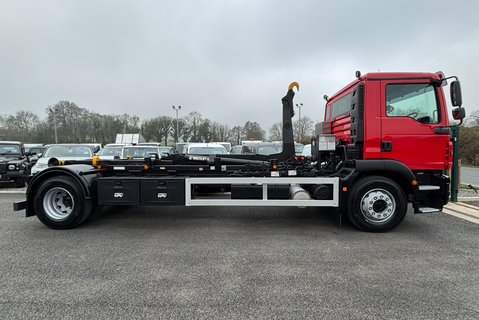 MAN TGM 18.290 4X2 Hiab Hook Loader 9