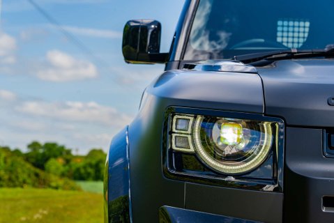 Land Rover Defender D350 X-Dynamic HSE Hardtop 21