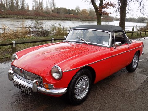 MG MGB MKII ROADSTER 50