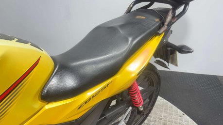 Honda CB GLR125 2018 21K GOOD RUNNING PROJECT BIKE CBF125 125CC LEARNER BIKE 7