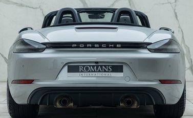 Porsche 718 BOXSTER GTS 4.0 9