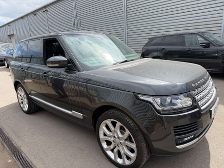 Land Rover Range Rover 3.0 Range Rover Vogue TDV6 Auto 4WD 5dr 1