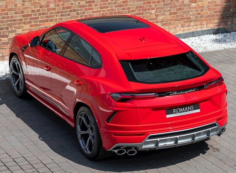 Lamborghini Urus 9