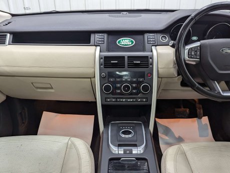 Land Rover Discovery Sport 2.0 Discovery Sport Luxury HSE TD4 Auto 4WD 5dr 74