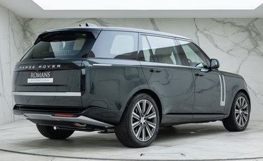 Land Rover Range Rover P400 Autobiography LWB 3