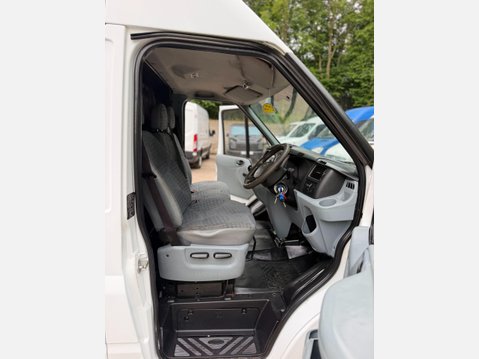 Ford Transit 2.2 TDCi 280 Panel Van 5dr Diesel Manual FWD L2 H1 (198 g/km, 123 bhp) 23