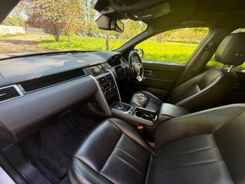 Land Rover Discovery Sport TD4 HSE 7