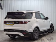 Land Rover Discovery 3.0 Discovery R-Dynamic S D MHEV Auto 4WD 5dr 11