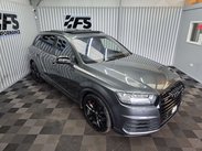 Audi SQ7 4.0 TDI V8 SUV 5dr Diesel Tiptronic quattro Euro 6 (s/s) (435 ps) 15