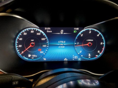 Mercedes-Benz GLC 2.0 GLC300d AMG Line (Premium) Coupe 5dr Diesel G-Tronic+ 4MATIC Euro 6 (s/ 13