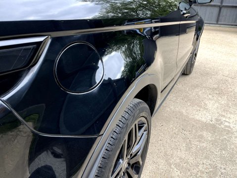 Land Rover Range Rover Evoque 2.0 Range Rover Evoque HSE Dynamic Luxury TD4 Auto 4WD 3dr 19