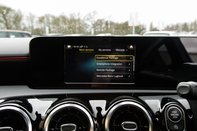 Mercedes-Benz A Class A 180 AMG LINE 29