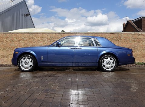 Rolls-Royce Phantom Series II 7