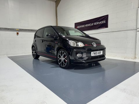 Volkswagen Up 1.0 TSI up! GTI 1