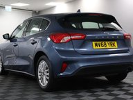 Ford Focus TITANIUM 21