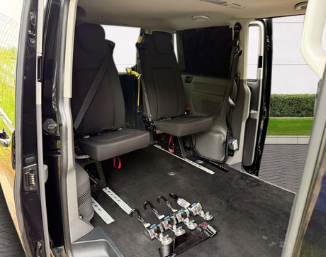 Volkswagen Transporter 2.0 Transporter SE TDI Semi-Auto 5dr 22