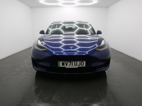 Tesla Model 3 Standard Range Plus Auto RWD 4dr