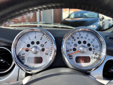 Mini Convertible 1.6 Cooper S Steptronic Euro 4 2dr (AC) 14