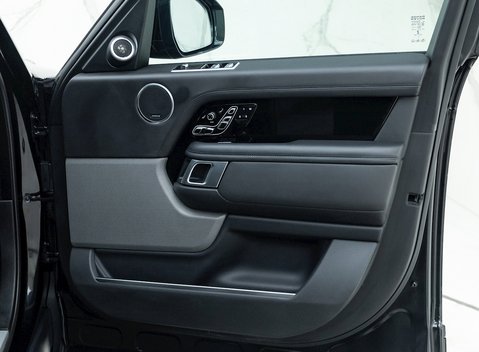 Land Rover Range Rover P400e Autobiography 23
