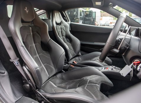 Ferrari 458 Italia 12