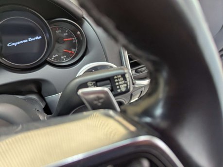 Porsche Cayenne 4.8 Cayenne V8 T Tiptronic S 4WD 5dr 75
