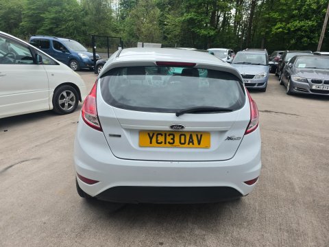 Ford Fiesta ECONETIC TDCI CREWCAB 4