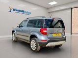 Skoda Yeti 2.0 TDI SE Outdoor Euro 6 (s/s) 5dr 8