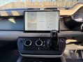 Land Rover Defender HSE MHEV 33