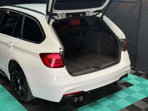 BMW 3 Series 2.0 320i M Sport Shadow Edition Touring Auto Euro 6 (s/s) 5dr 23