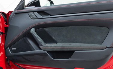 Porsche 911 Carrera GTS Cabriolet (992) 19