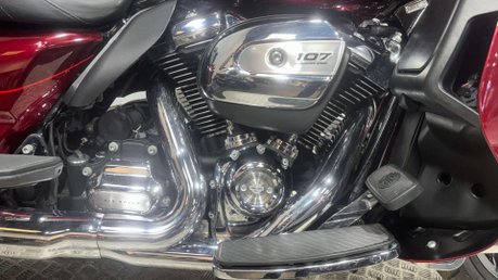 Harley-Davidson Touring 1745 FLHTK ELECTRA GLIDE ULTRA LIMITED 2018 28K MOT CRUISER 31