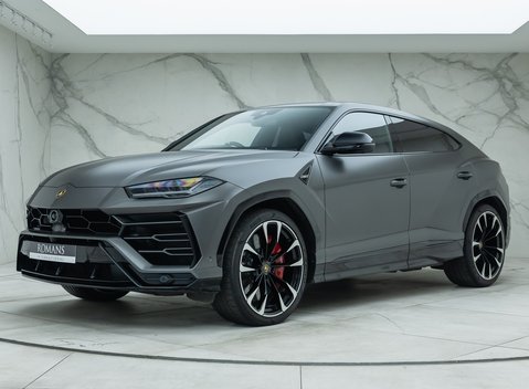 Lamborghini Urus 1