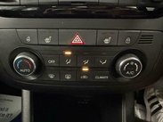 Kia Venga 1.6 4 Auto Euro 6 5dr 23