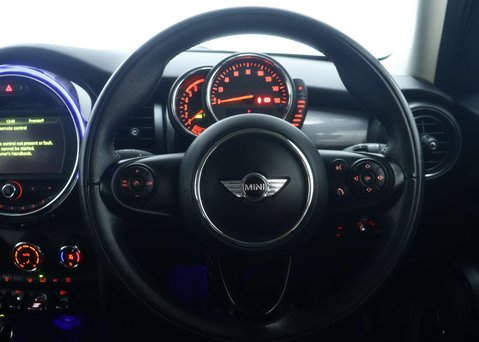 Mini Hatch 1.5 Cooper D Hatchback 5dr Diesel Auto Euro 6 (s/s) (116 ps) 18