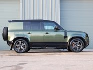 Land Rover Defender 110 2026    HARD TOP X-DYNAMIC 350 HSE seeker styled genuine rear seat fitted 9