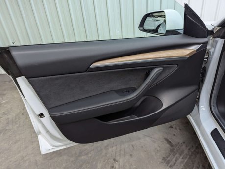 Tesla Model 3 Model 3 Long Range AWD 4WD 4dr 55